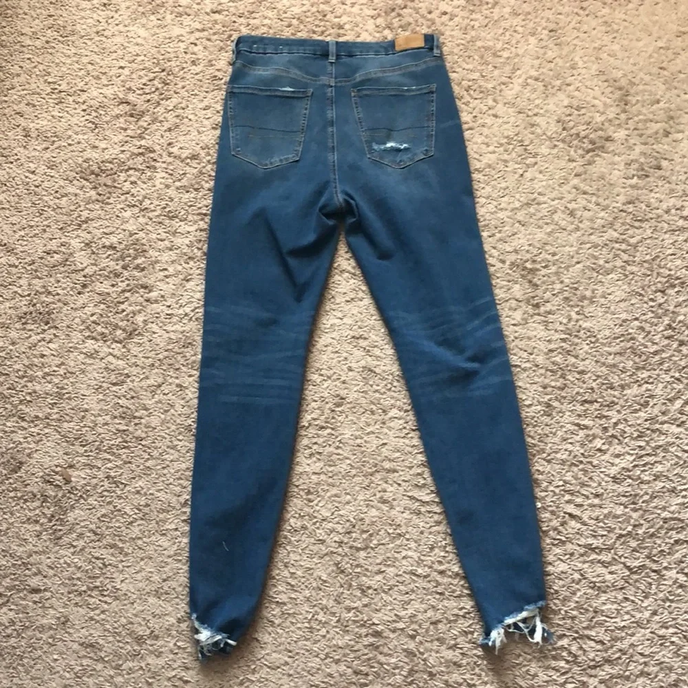 American Eagle distressed jeans - Picture 2 of 2
